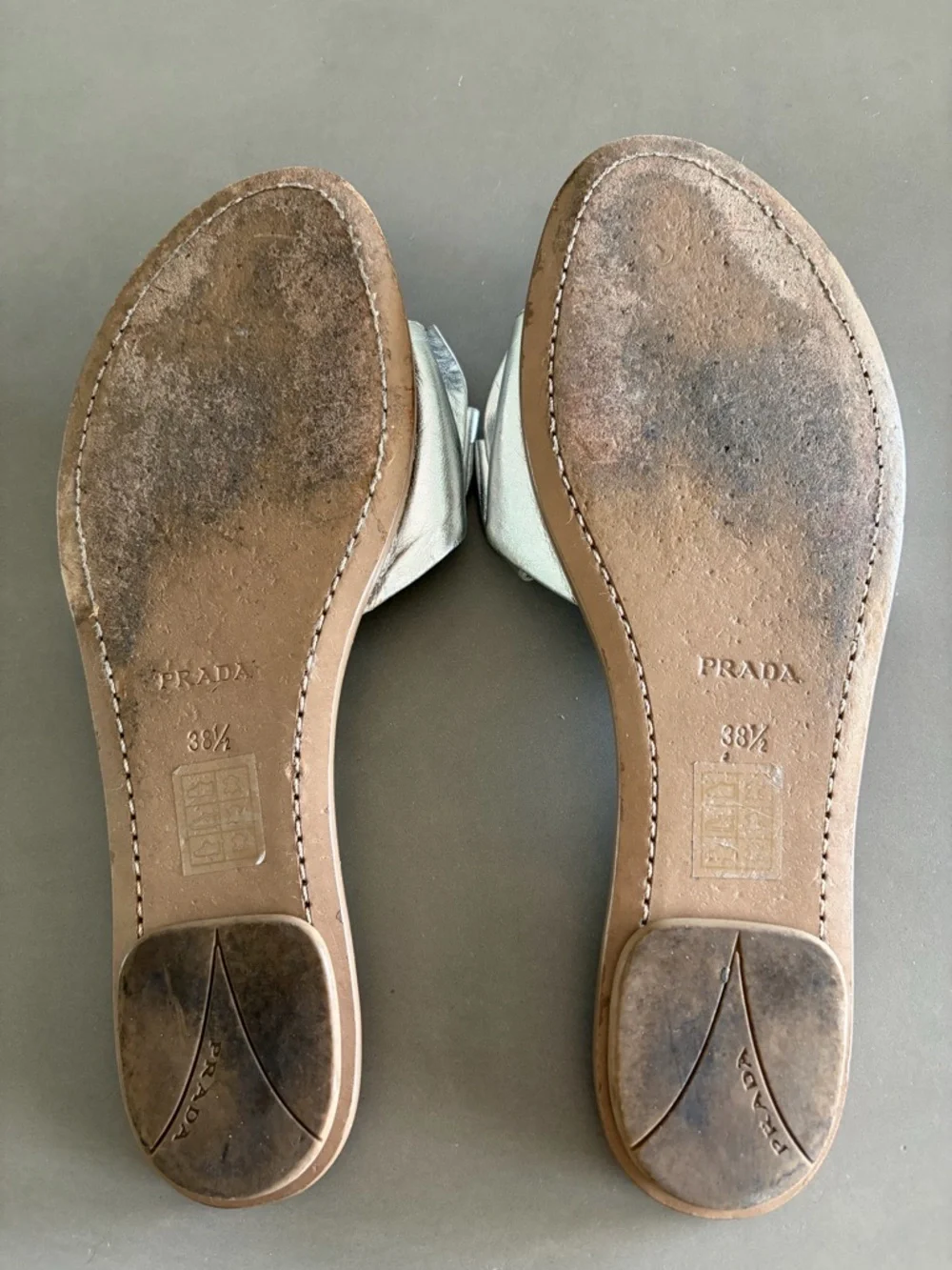 Prada Silver Bow Slide Sandals for Women - Picture 4 of 4